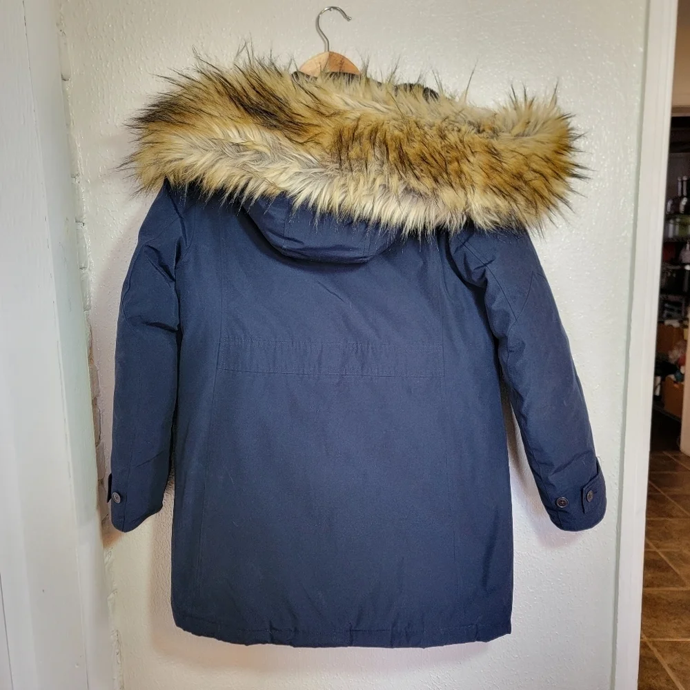 J Crew Nordic Down Primaloft Parka size MP Navy Faux Fur Hood Trim Fisherman